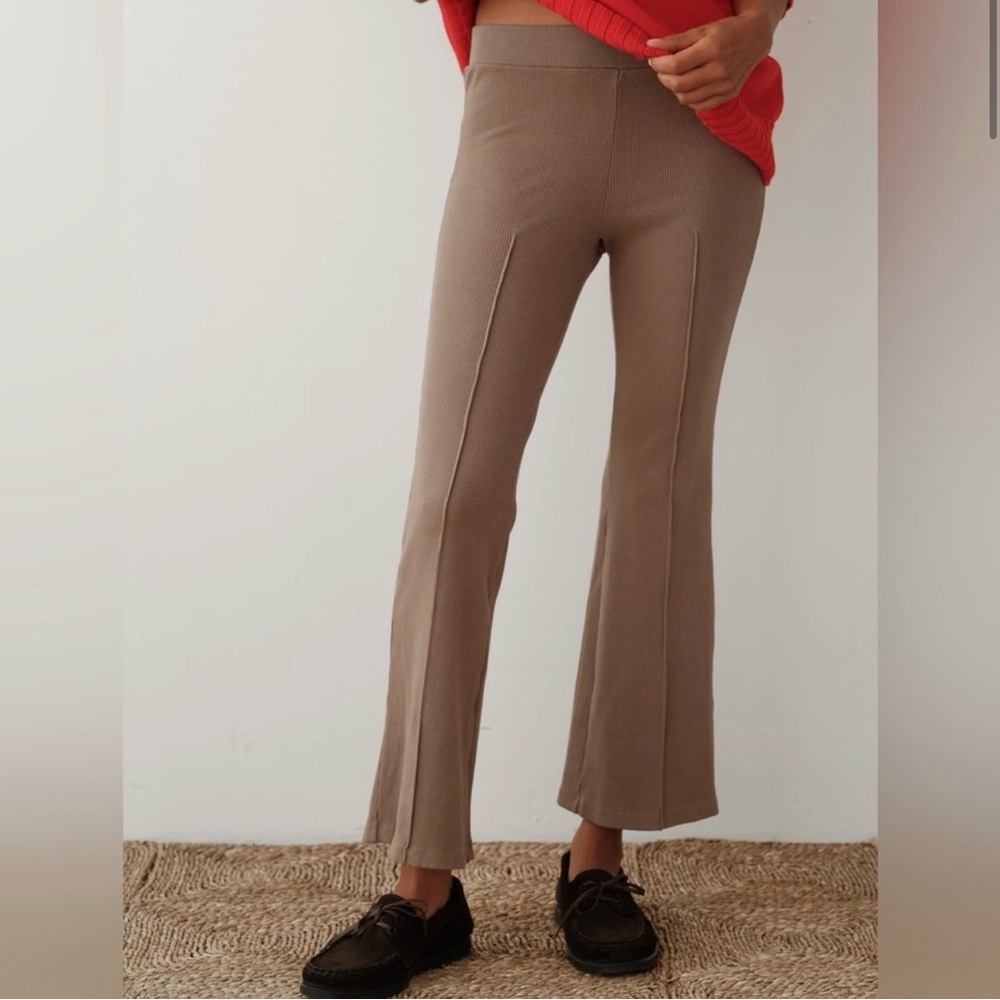 DONNI Rib Kick Flare Pants in Mushroom